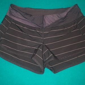 2.5 inch Lululemon athletic shorts